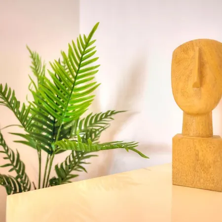 Spacious 3bedrooms With Spectacular Views Goslm-6 דירה