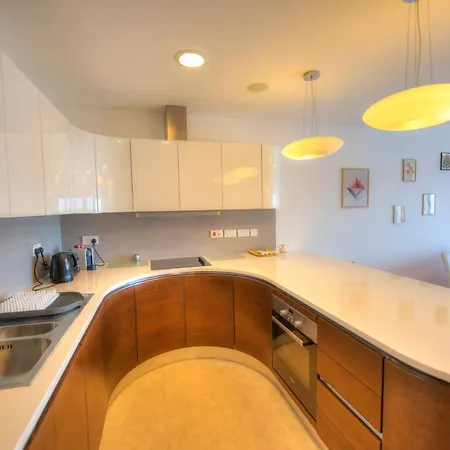 Spacious 3bedrooms With Spectacular Views Goslm-6 Lägenhet *