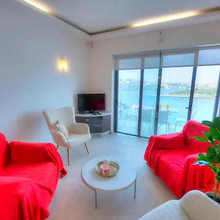 Spacious 3bedrooms With Spectacular Views Goslm-6 דירה סליאמה