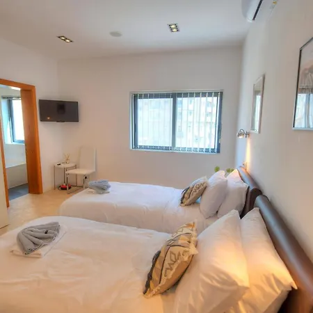 Spacious 3bedrooms With Spectacular Views Goslm-6 סליאמה