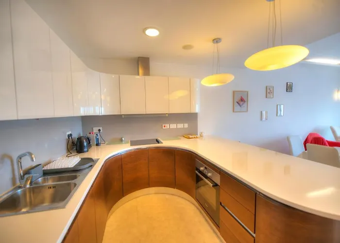 Spacious 3bedrooms With Spectacular Views Goslm-6 Apartament *