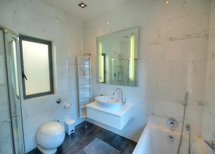 Spacious 3bedrooms With Spectacular Views Goslm-6 Apartament Sliema