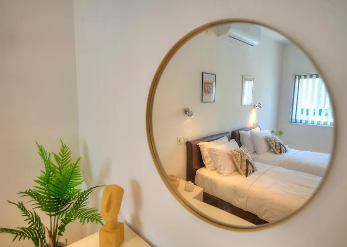 Spacious 3bedrooms With Spectacular Views Goslm-6